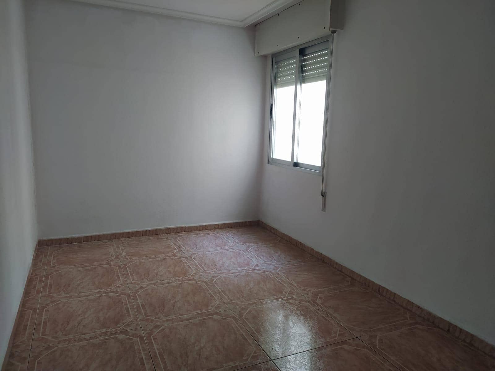 3 soverom Leilighet til salgs i Ponferrada - € 48 000 (Ref: 2733913)