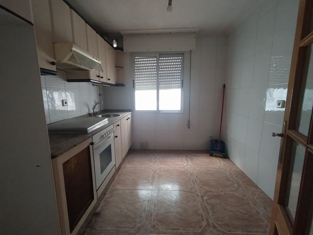 3 sovrum Lägenhet till salu i Ponferrada - 48 000 € (Ref: 2733913)