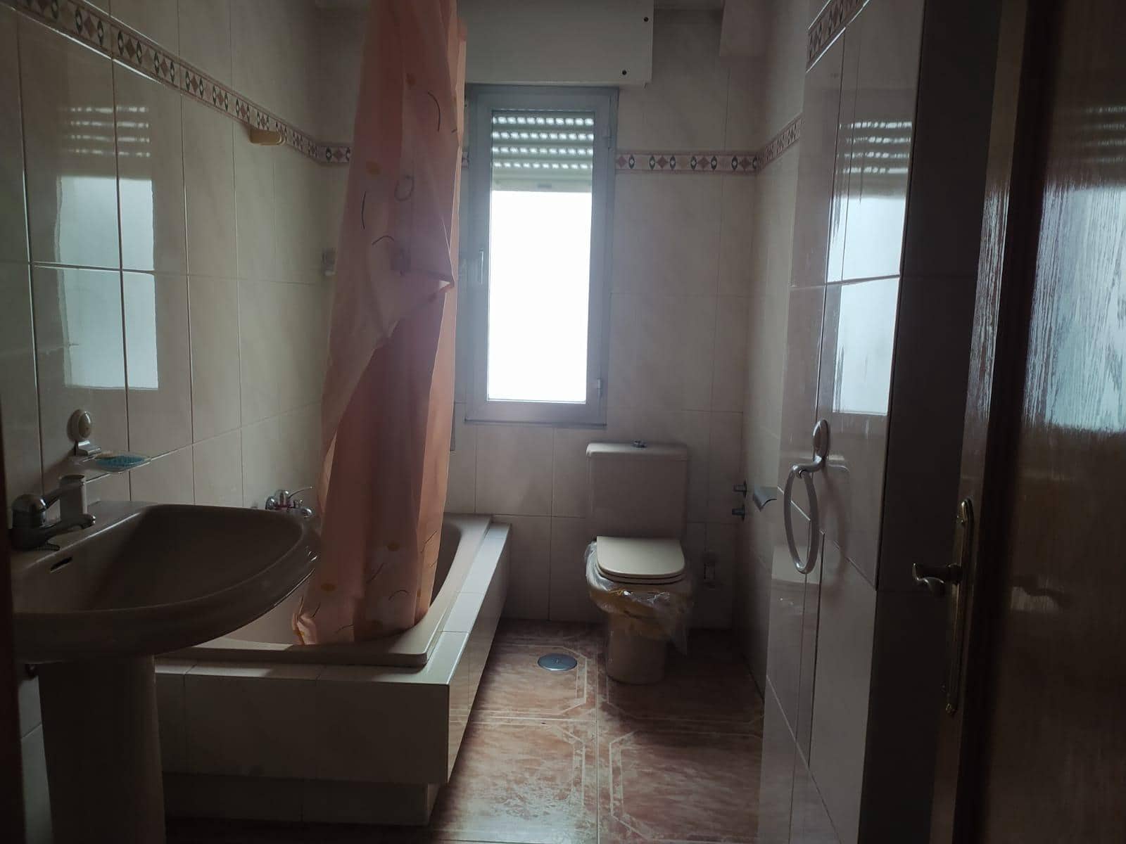 3 soverom Leilighet til salgs i Ponferrada - € 48 000 (Ref: 2733913)