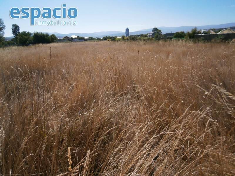 Finca/Herregård til salgs i Ponferrada - € 25 000 (Ref: 2733932)