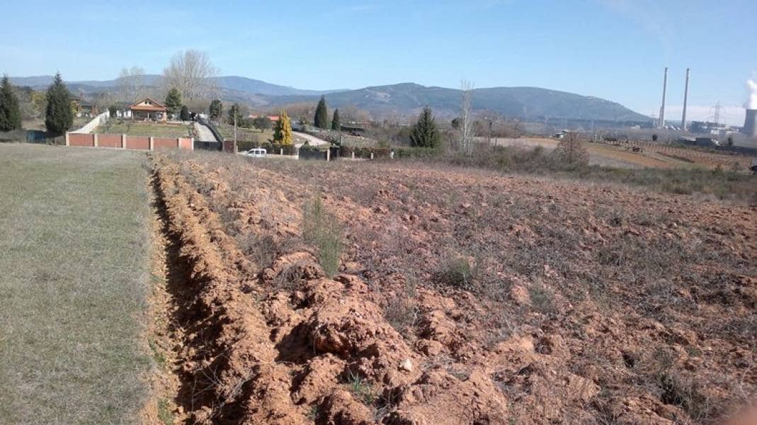 Byggegrund til salg i Barcena del Bierzo - € 72.000 (Ref: 2735725)