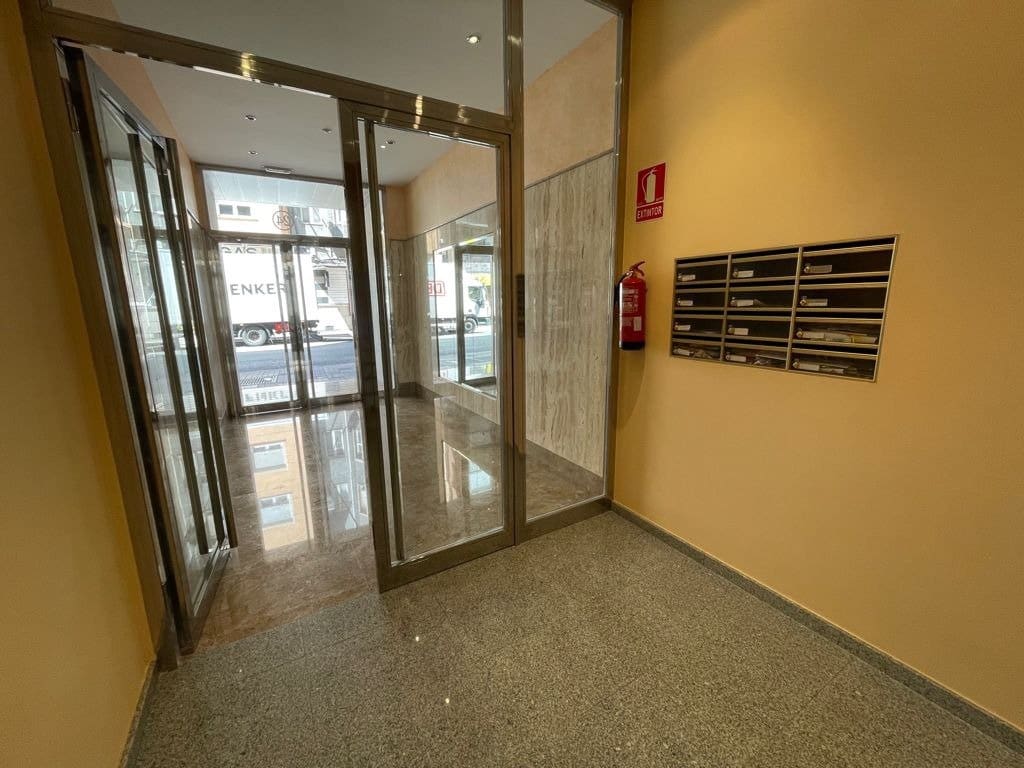 3 soveværelse Lejlighed til salg i Ponferrada - € 190.000 (Ref: 3604423)