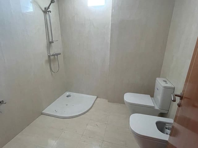 3 sypialnia Mieszkanie na sprzedaż w Ponferrada - 190 000 € (Ref: 3604423)