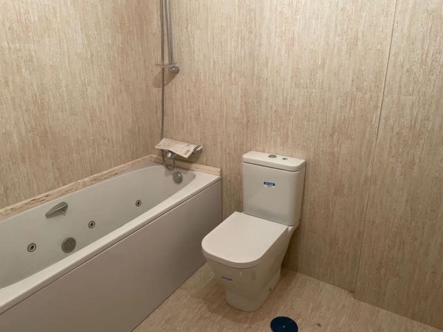 3 sypialnia Mieszkanie na sprzedaż w Ponferrada - 190 000 € (Ref: 3604423)