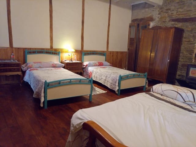 2 soverom Hus til salgs i Ponferrada - € 65 000 (Ref: 3604439)