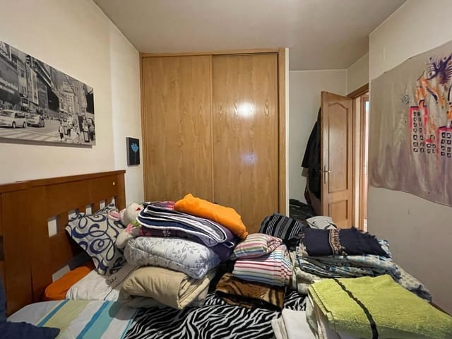 2 soverom Leilighet til salgs i Ponferrada - € 70 000 (Ref: 3604461)