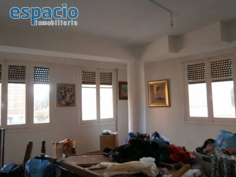 5 slaapkamer Flat te koop in Ponferrada - € 119.000 (Ref: 3604470)