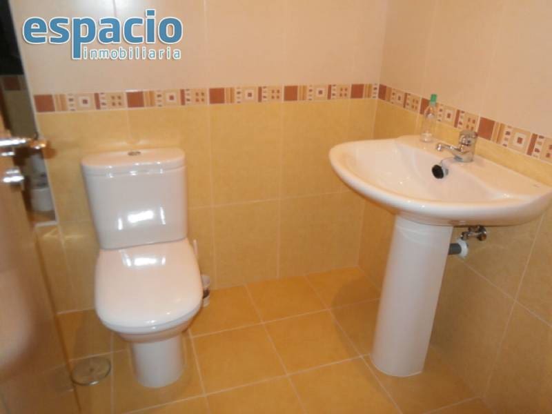 3 bedroom Terraced Villa for sale in Arganza with garage - € 150,000 (Ref: 3604490)