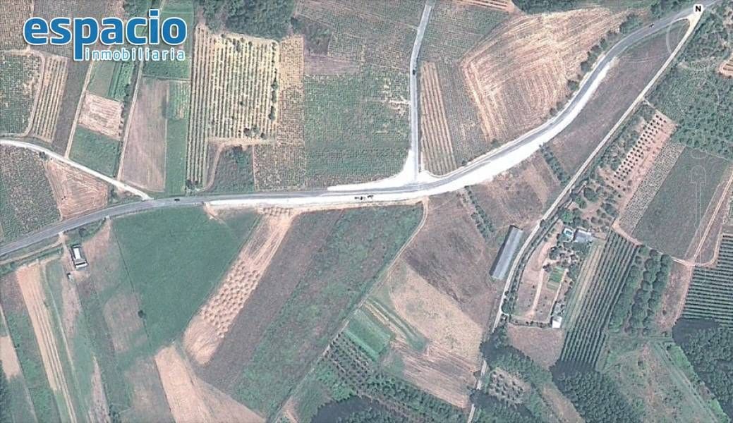 Finca/Country House for sale in Arganza - € 39,500 (Ref: 3604495)