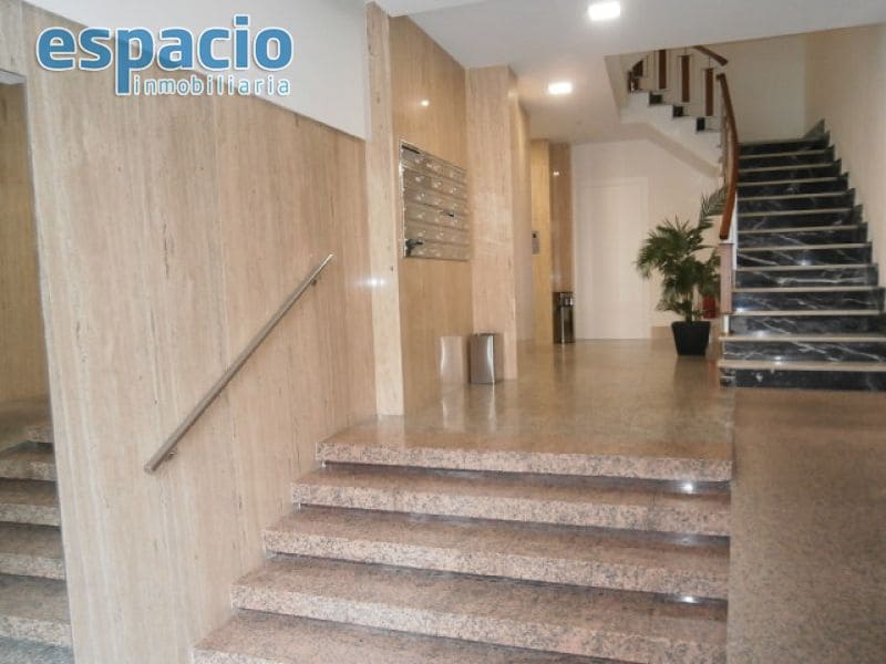 4 bedroom Flat for sale in Ponferrada - € 260,000 (Ref: 3604497)
