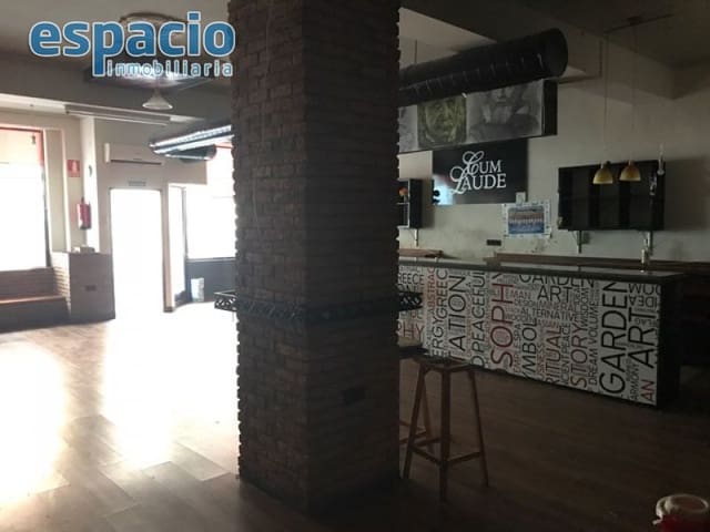 Erhverv til salg i Ponferrada - € 40.000 (Ref: 3604522)