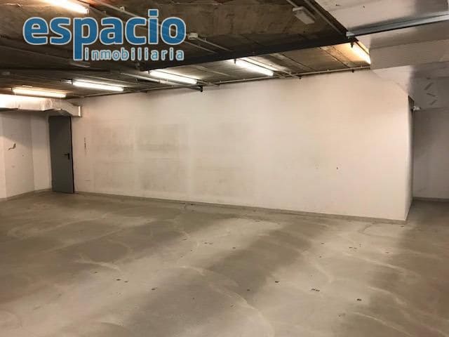 Commercial for rent in Ponferrada - € 4,900 (Ref: 3632943)