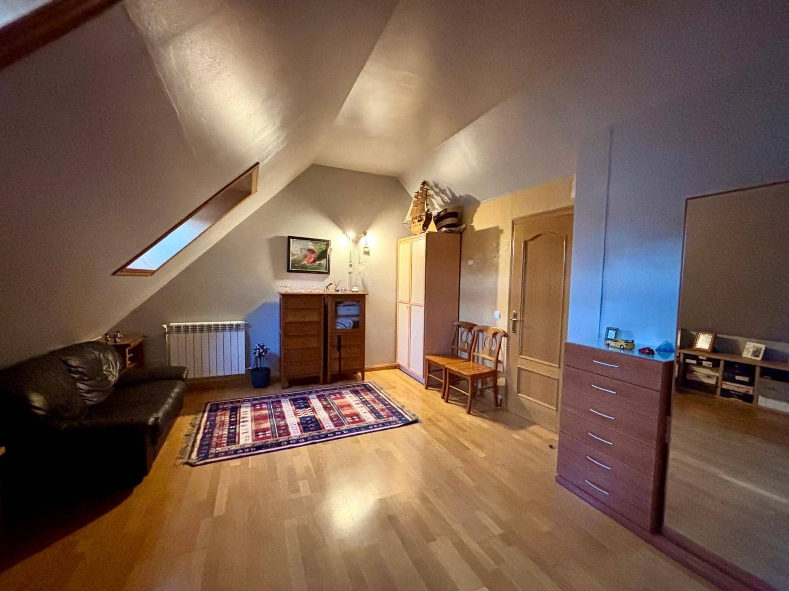 4 soveværelse Rækkehus til salg i Ponferrada med garage - € 400.000 (Ref: 3992827)