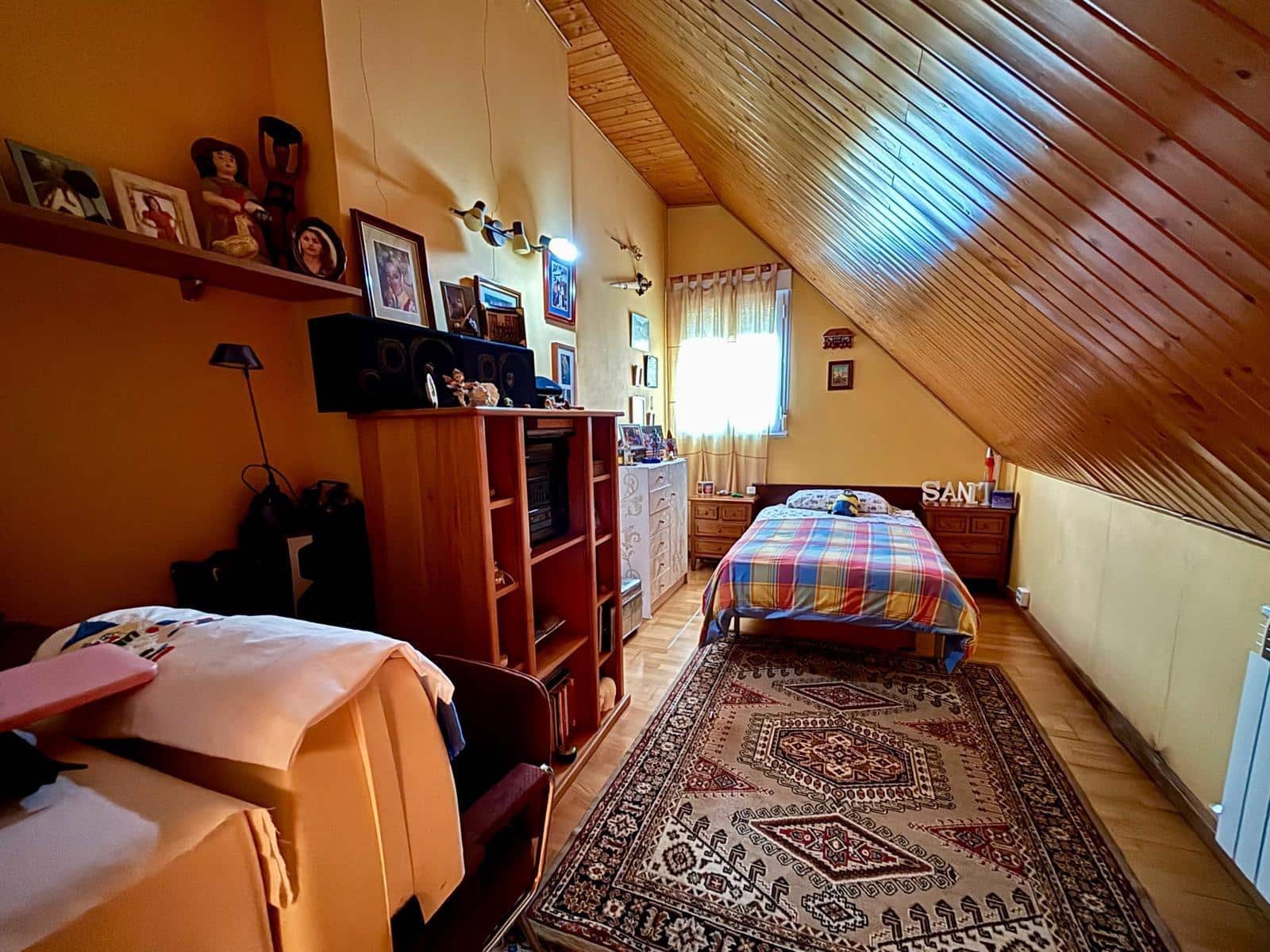 4 soveværelse Rækkehus til salg i Ponferrada med garage - € 400.000 (Ref: 3992827)