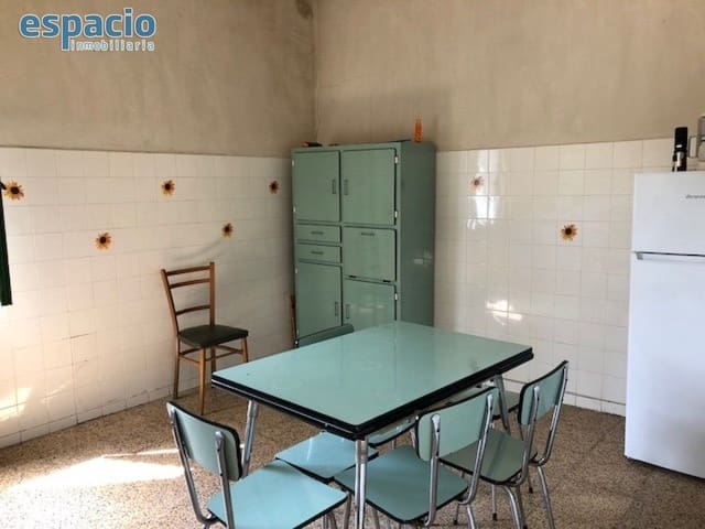 4 slaapkamer Finca/Landhuis te koop in Villadepalos, Carracedelo - € 80.000 (Ref: 4130720)