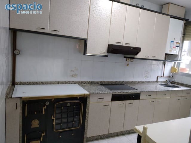 3 slaapkamer Flat te koop in Ponferrada - € 65.000 (Ref: 4329670)