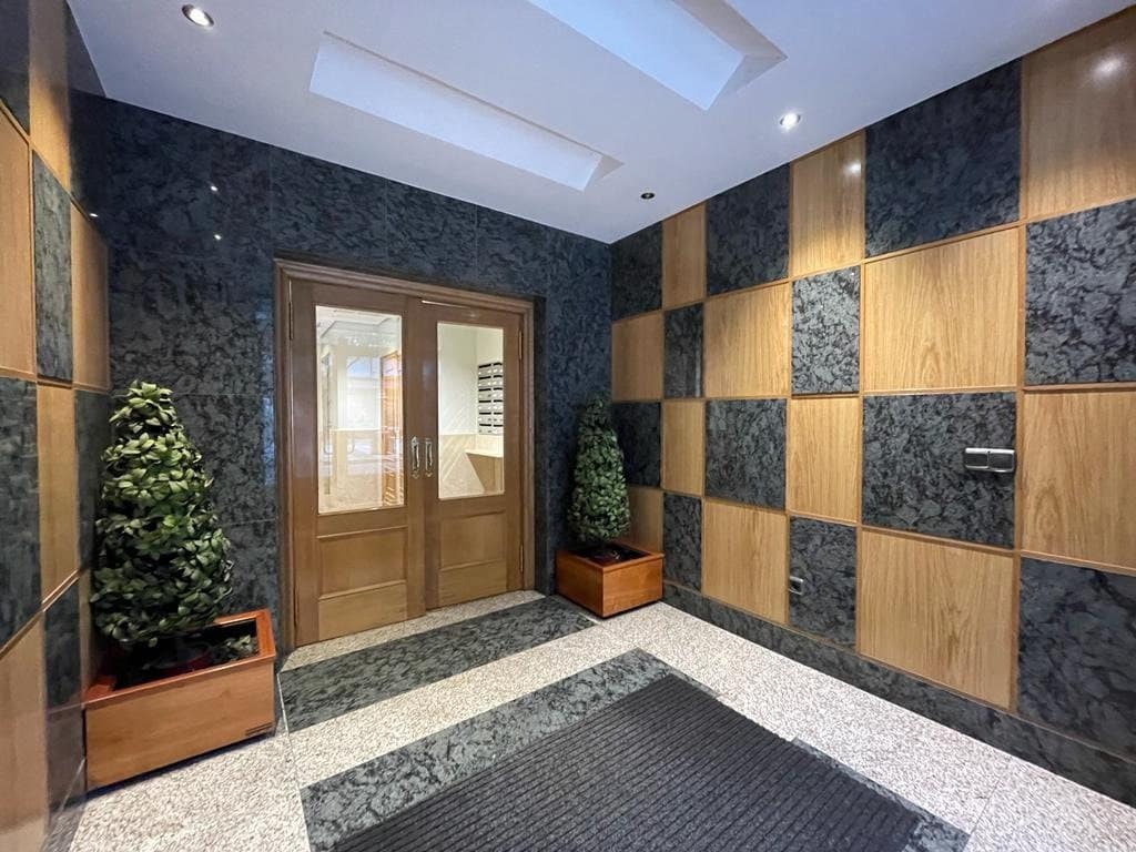 5 soveværelse Lejlighed til salg i Ponferrada med garage - € 205.000 (Ref: 4388977)