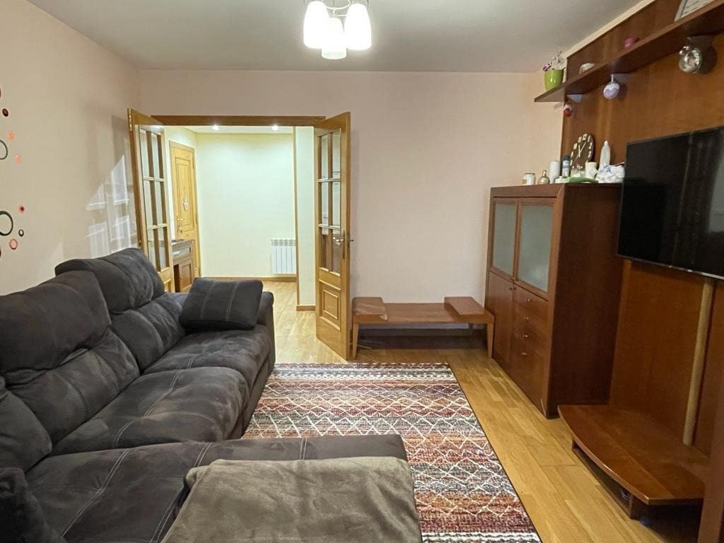 5 soveværelse Lejlighed til salg i Ponferrada med garage - € 205.000 (Ref: 4388977)