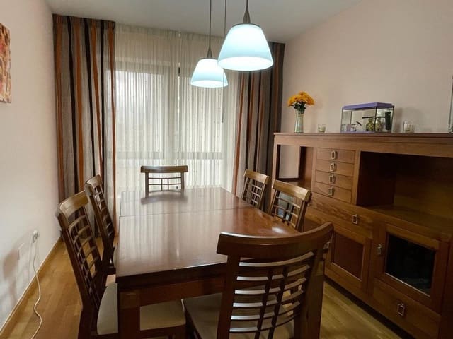 5 soveværelse Lejlighed til salg i Ponferrada med garage - € 205.000 (Ref: 4388977)