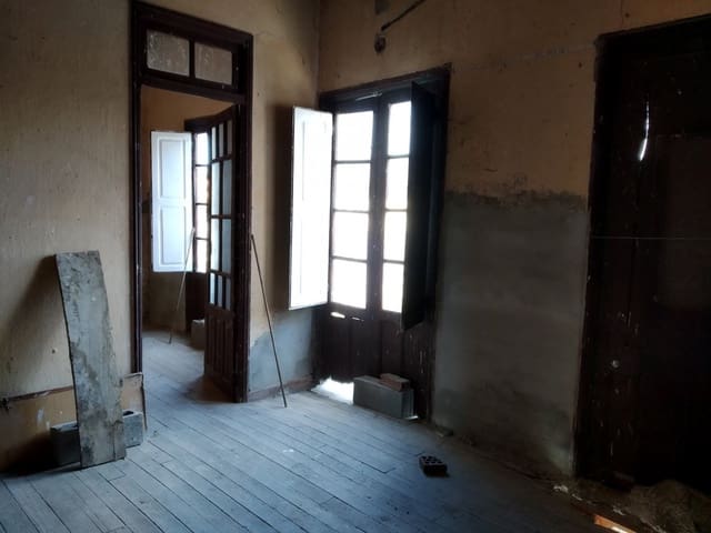 6 soveværelse Finca/Landehus til salg i Cacabelos - € 126.000 (Ref: 4639802)