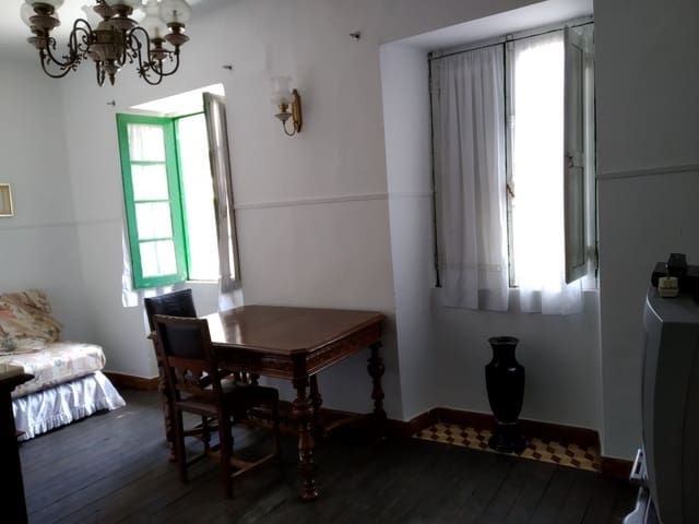 6 soveværelse Finca/Landehus til salg i Cacabelos - € 126.000 (Ref: 4639802)