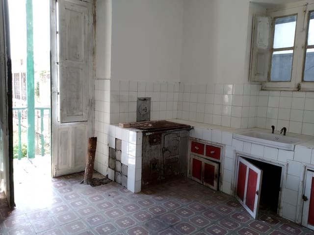 6 soveværelse Finca/Landehus til salg i Cacabelos - € 126.000 (Ref: 4639802)