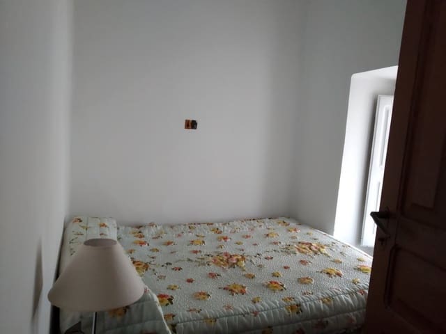 6 soveværelse Finca/Landehus til salg i Cacabelos - € 126.000 (Ref: 4639802)