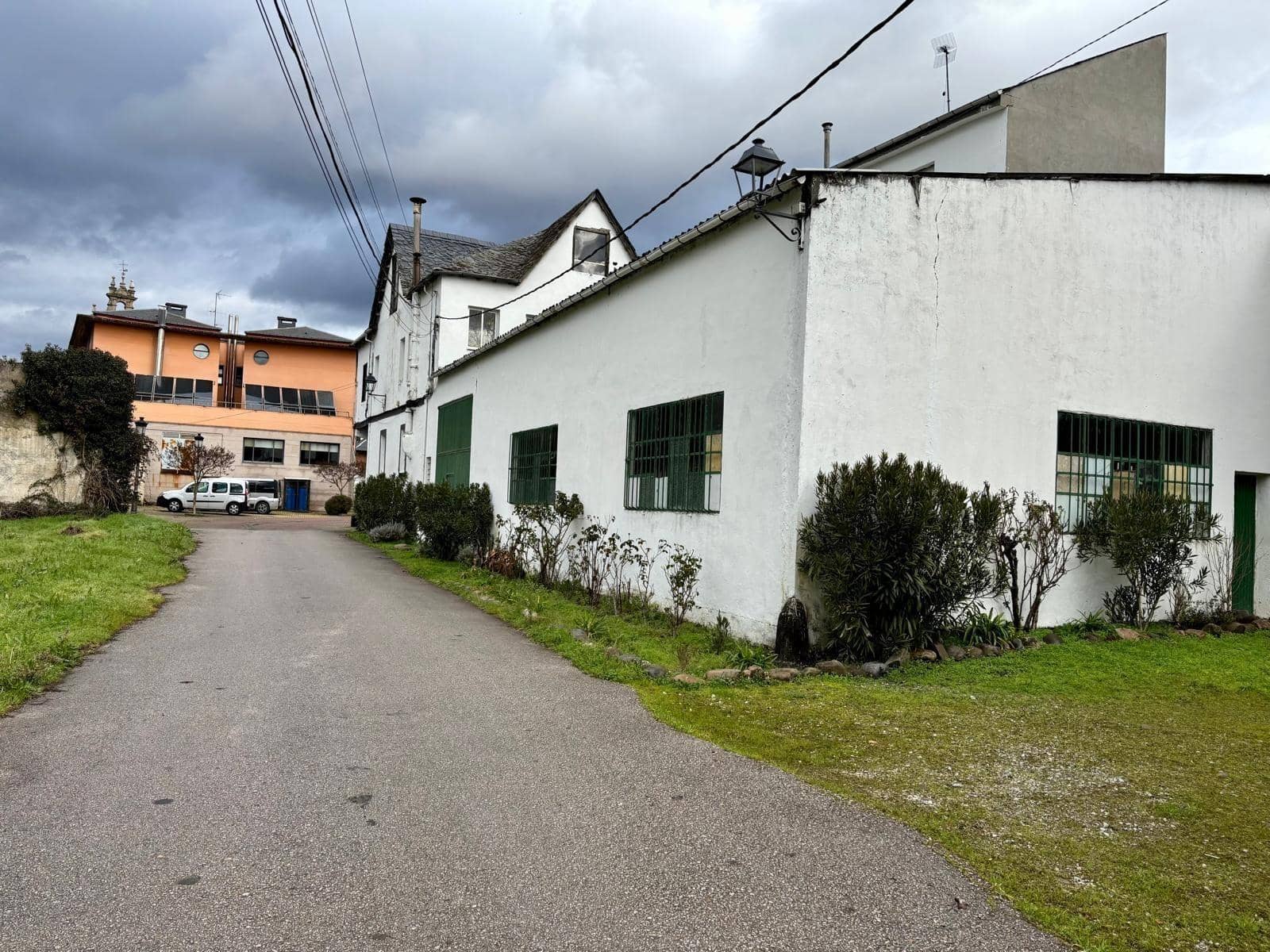 6 bedroom Finca/Country House for sale in Cacabelos - € 126,000 (Ref: 4639802)