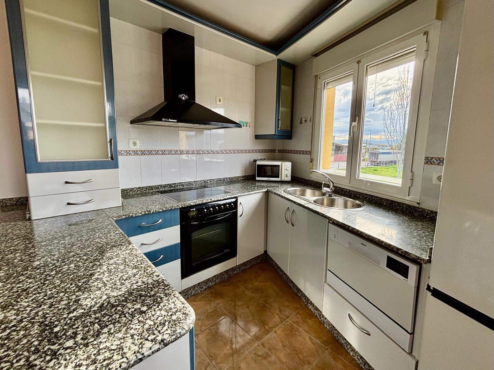 3 soveværelse Byhus til salg i Camponaraya med garage - € 119.500 (Ref: 5418391)