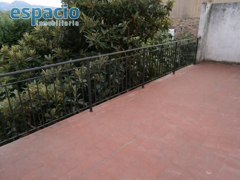 6 soveværelse Byhus til salg i Toral de los Vados - € 160.000 (Ref: 5840753)