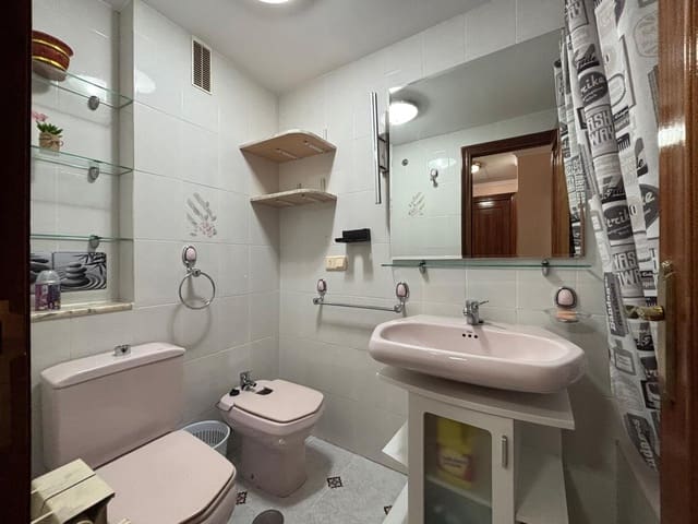 1 sovrum Lägenhet att hyra i Ponferrada med garage - 450 € (Ref: 6175444)