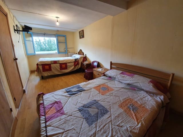 2 sovrum Finca/Hus på landet till salu i Borrenes med garage - 35 000 € (Ref: 6175506)