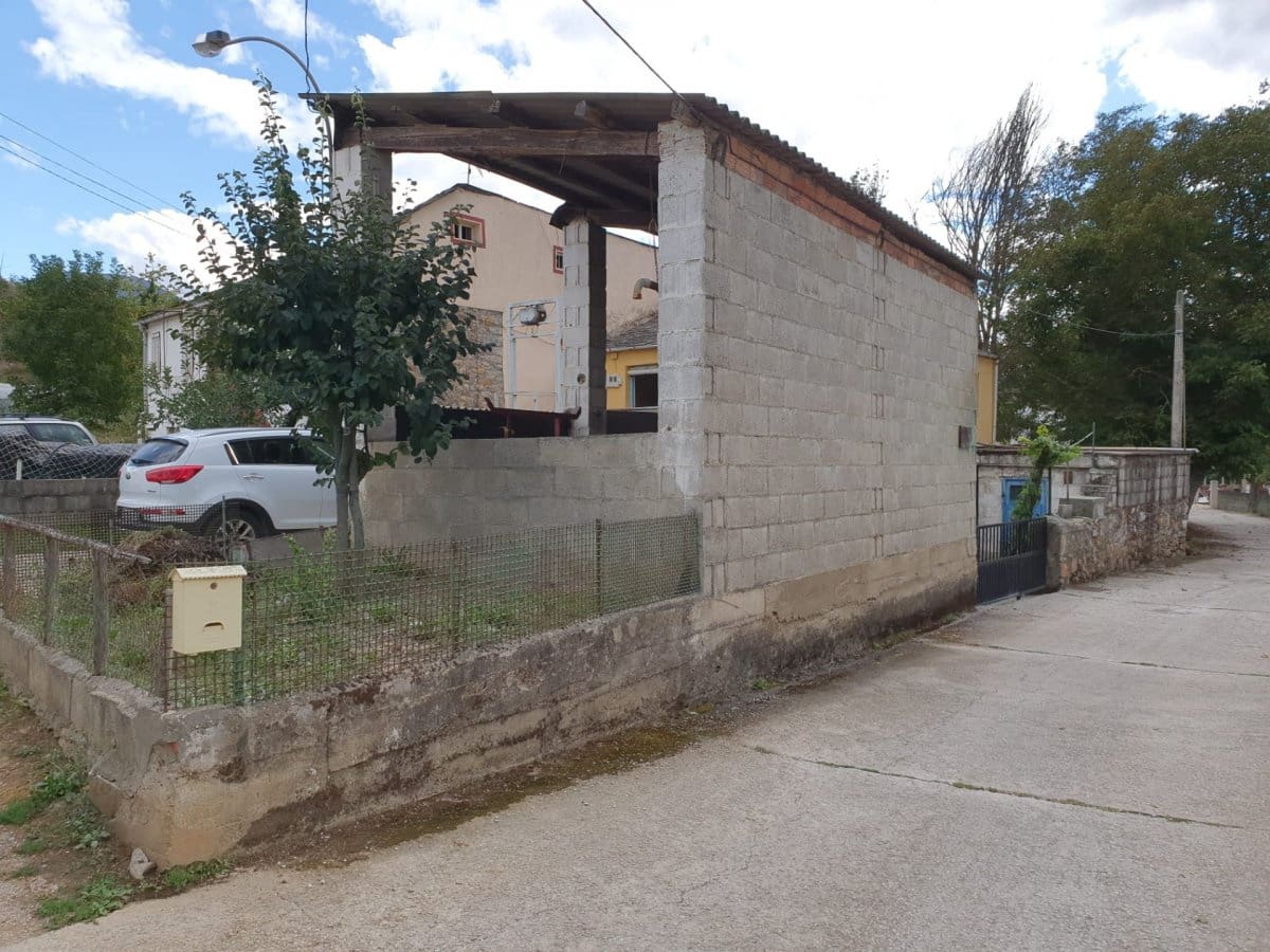 2 soveværelse Finca/Landehus til salg i Borrenes med garage - € 35.000 (Ref: 6175506)