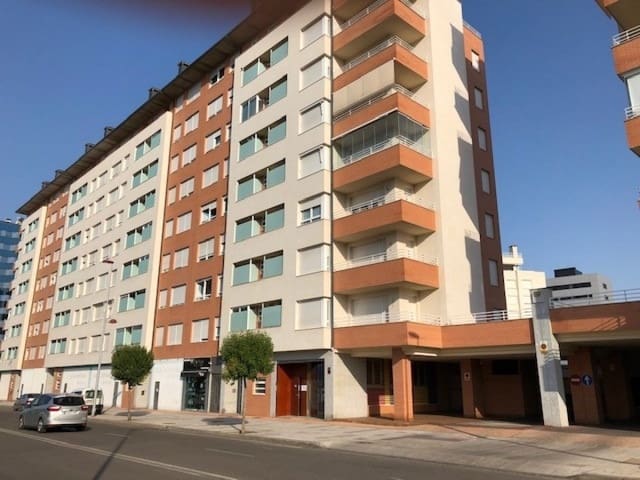 Garage til salg i Ponferrada - € 6.700 (Ref: 6175508)
