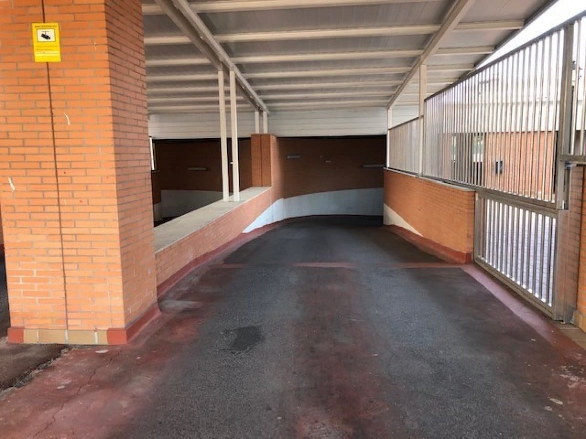 Garage til salg i Ponferrada - € 6.700 (Ref: 6175508)
