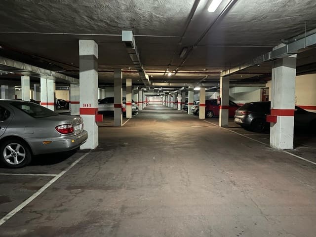 Garage til salg i Ponferrada - € 6.700 (Ref: 6175508)