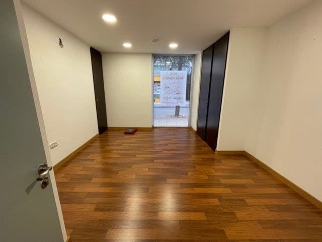 Erhverv til leje i Ponferrada - € 1.650 (Ref: 6175532)