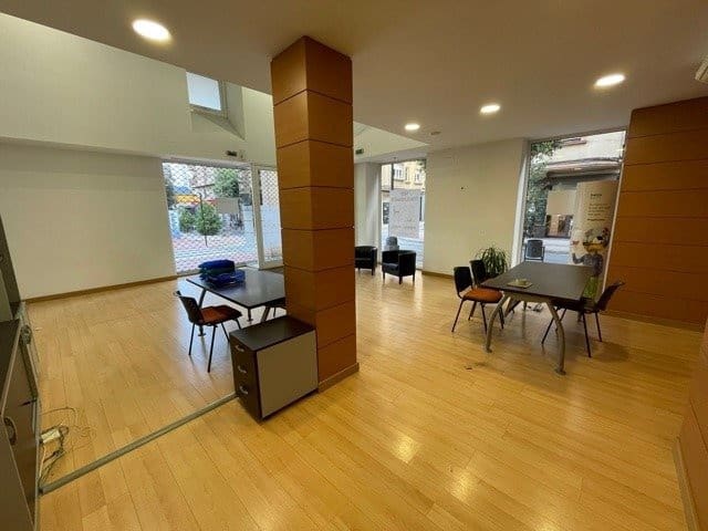 Erhverv til leje i Ponferrada - € 1.650 (Ref: 6175532)