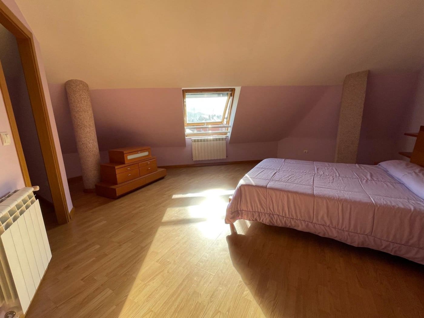 3 makuuhuone Asunto vuokrattavana paikassa Ponferrada mukana 
autotalli - 600 € (Ref: 6630164)