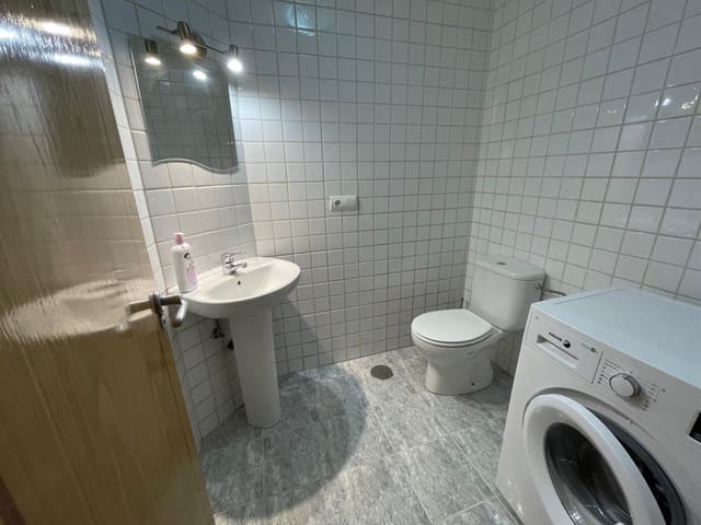 3 makuuhuone Asunto vuokrattavana paikassa Ponferrada mukana 
autotalli - 600 € (Ref: 6630164)