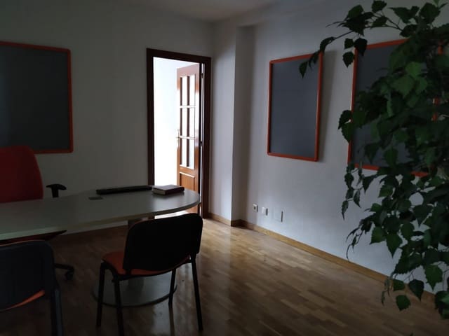 Kontor til leje i Ponferrada - € 220 (Ref: 6630175)
