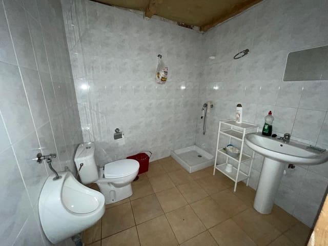 Erhverv til salg i Ponferrada - € 72.000 (Ref: 6699907)