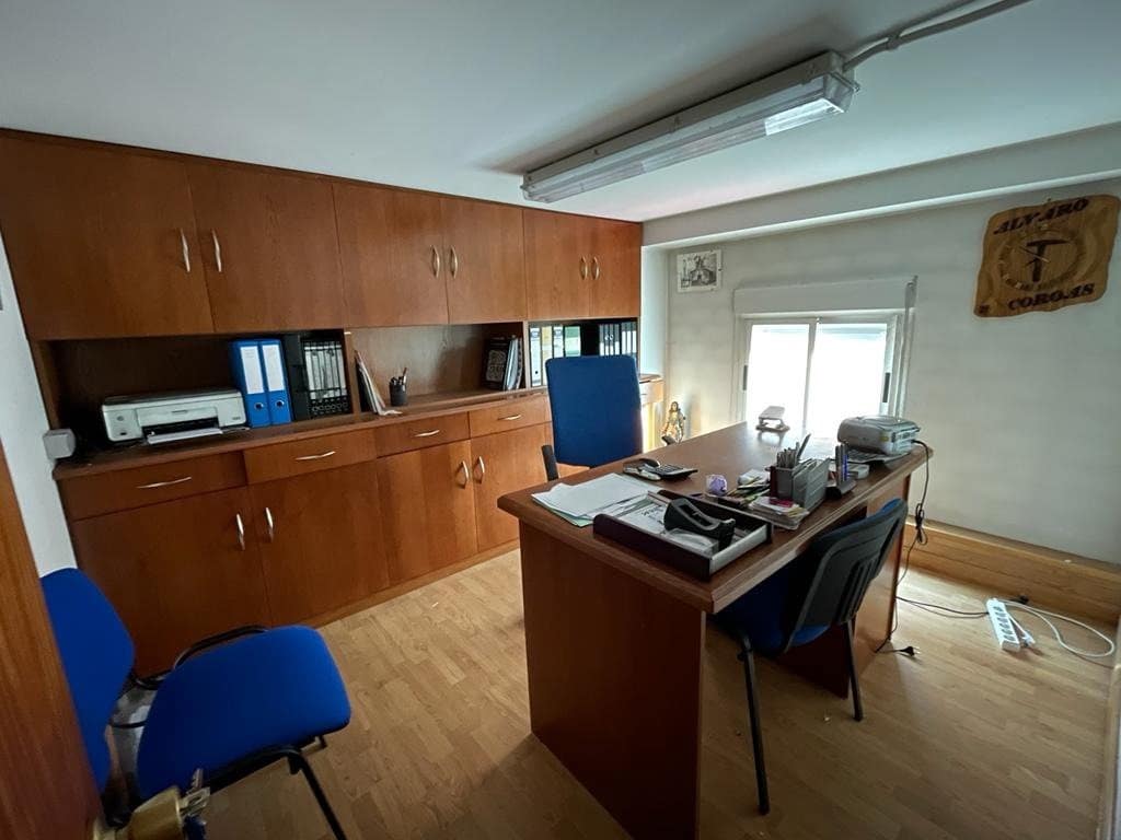 Commercieel te koop in Ponferrada - € 72.000 (Ref: 6699907)