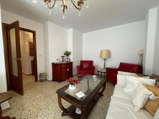 3 slaapkamer Flat te koop in Ponferrada met garage - € 80.000 (Ref: 6923069)