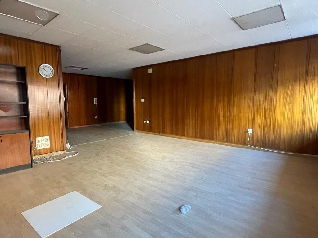 Biuro do wynajęcia w Ponferrada - 390 € (Ref: 7036262)