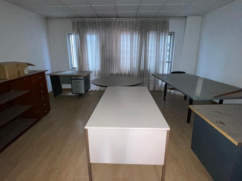 Biuro do wynajęcia w Ponferrada - 390 € (Ref: 7036262)