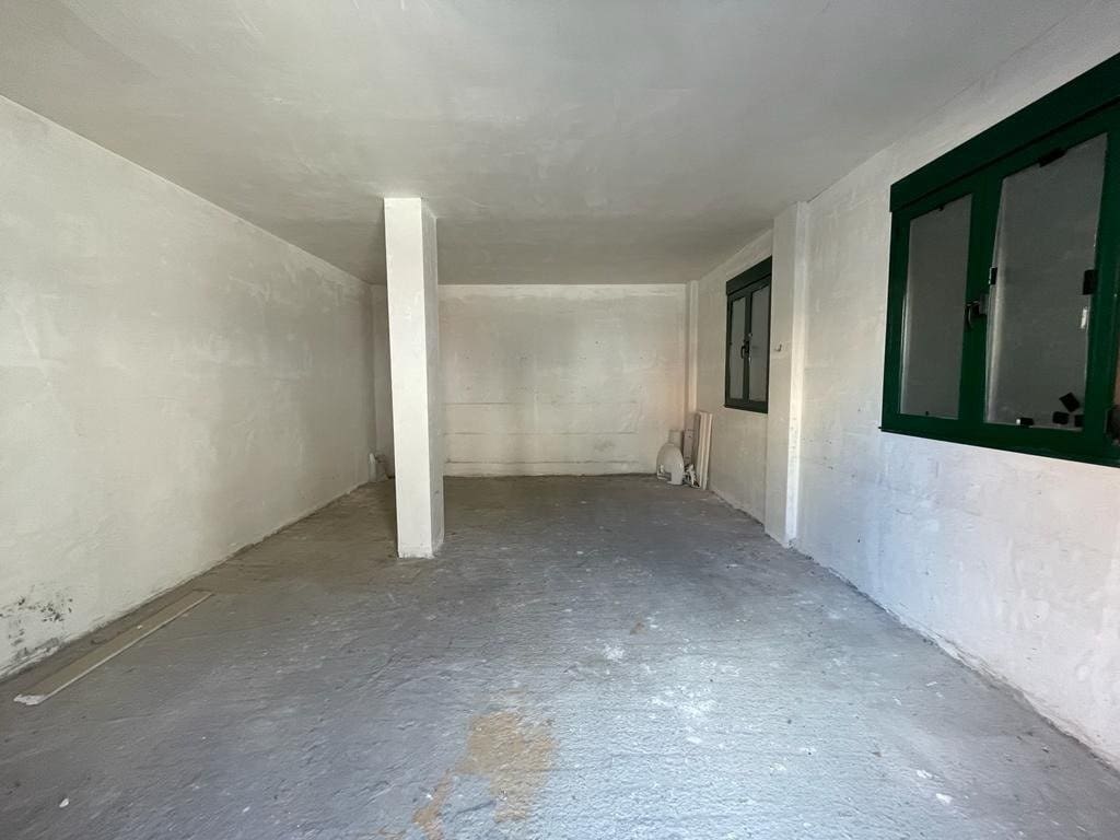 Erhverv til leje i Ponferrada - € 250 (Ref: 7036264)