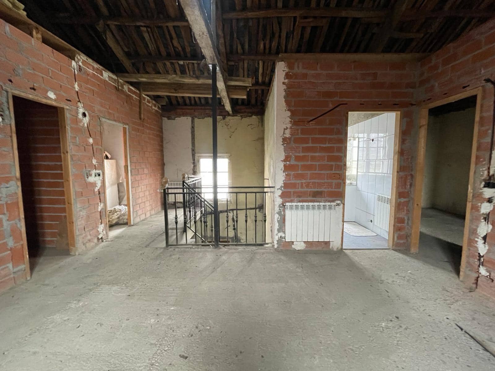 4 soveværelse Finca/Landehus til salg i San Miguel de las Duenas med garage - € 29.000 (Ref: 7043900)