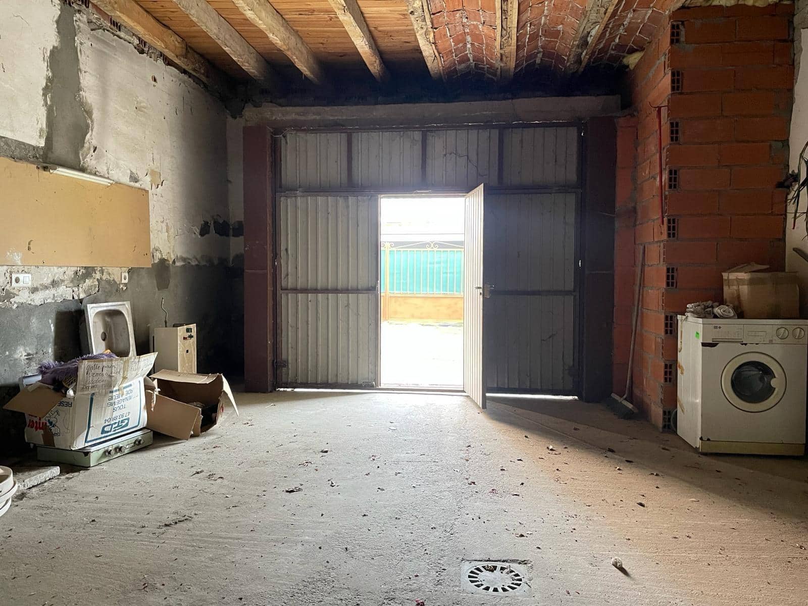 4 soveværelse Finca/Landehus til salg i San Miguel de las Duenas med garage - € 29.000 (Ref: 7043900)