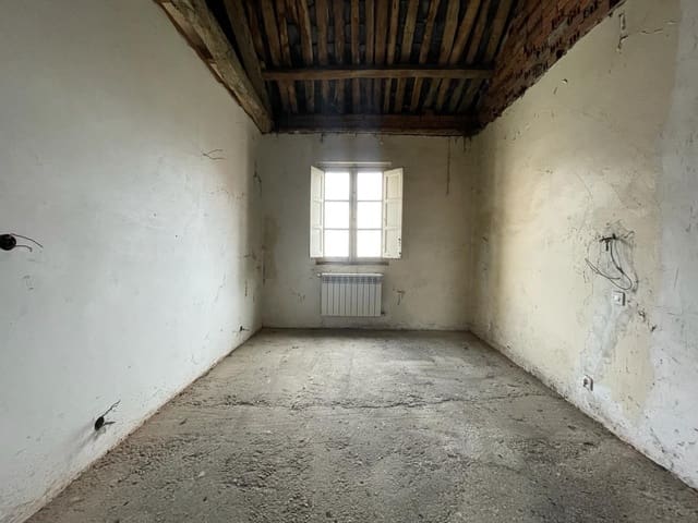 4 bedroom Finca/Country House for sale in San Miguel de las Dueñas, Congosto with garage - € 29,000 (Ref: 7043900)